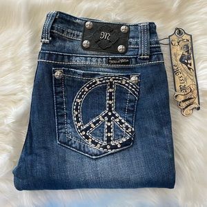NEW with tags. Miss Me bootcut jeans. Size 31.